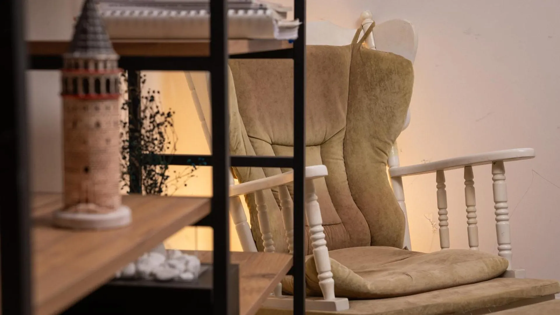 Fresh Room In A Digital Nomad House 105 이스탄불 아파트